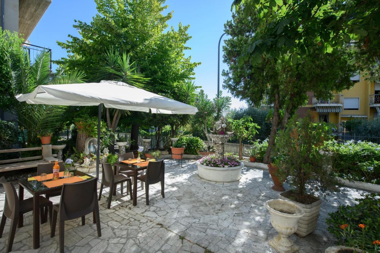 B&B La Fontanella Сан-Бенедетто-дель-Тронто Экстерьер фото