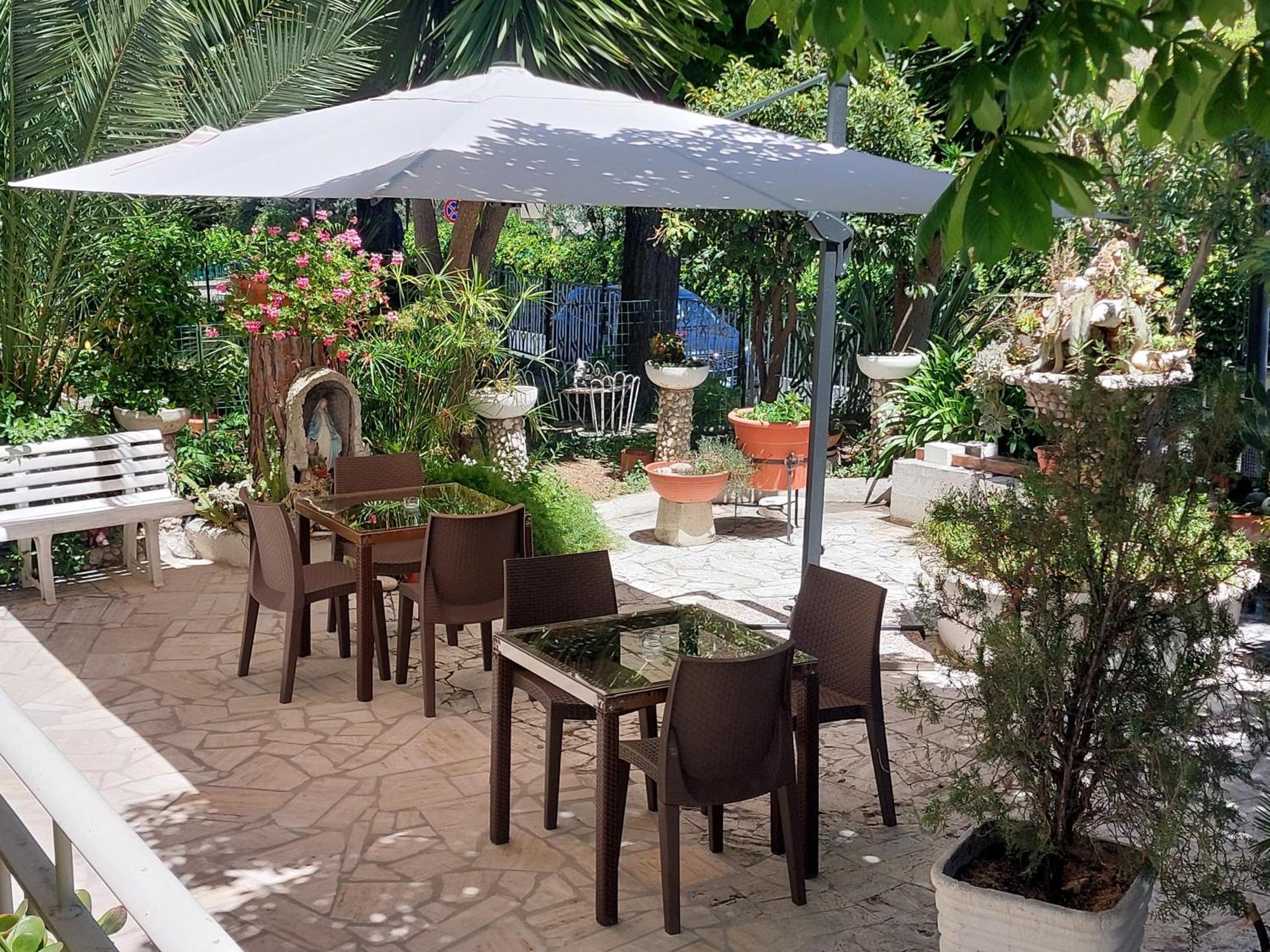 B&B La Fontanella Сан-Бенедетто-дель-Тронто Экстерьер фото