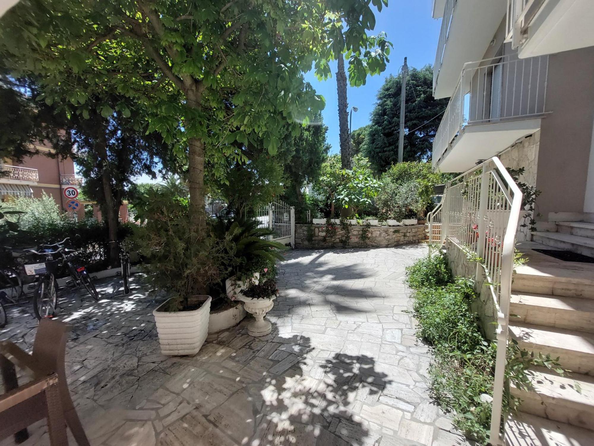 B&B La Fontanella Сан-Бенедетто-дель-Тронто Экстерьер фото